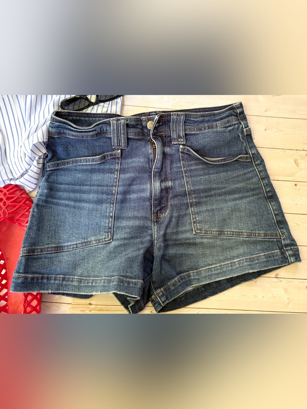 Daze high rise shorts